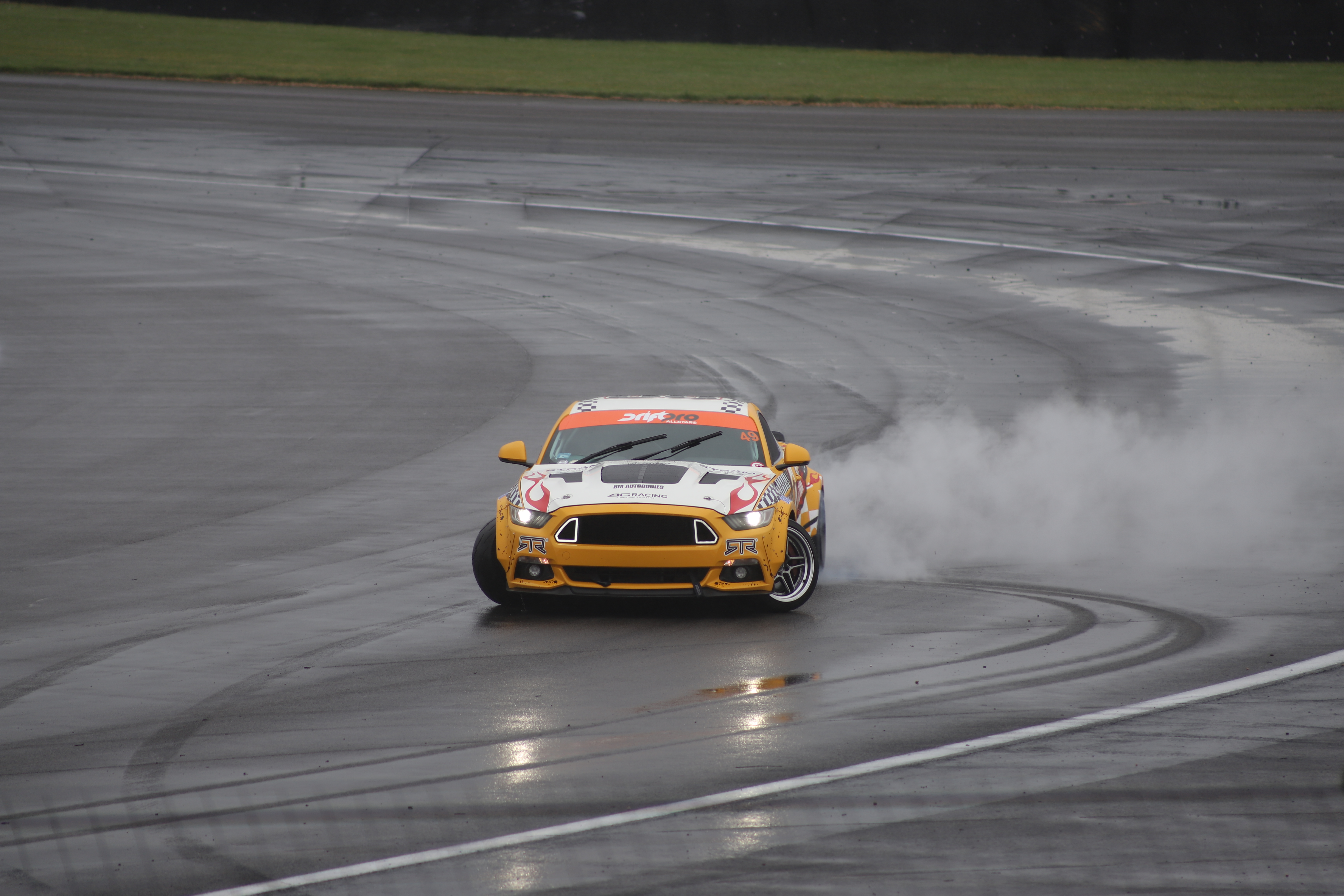Automotive motorsport photography